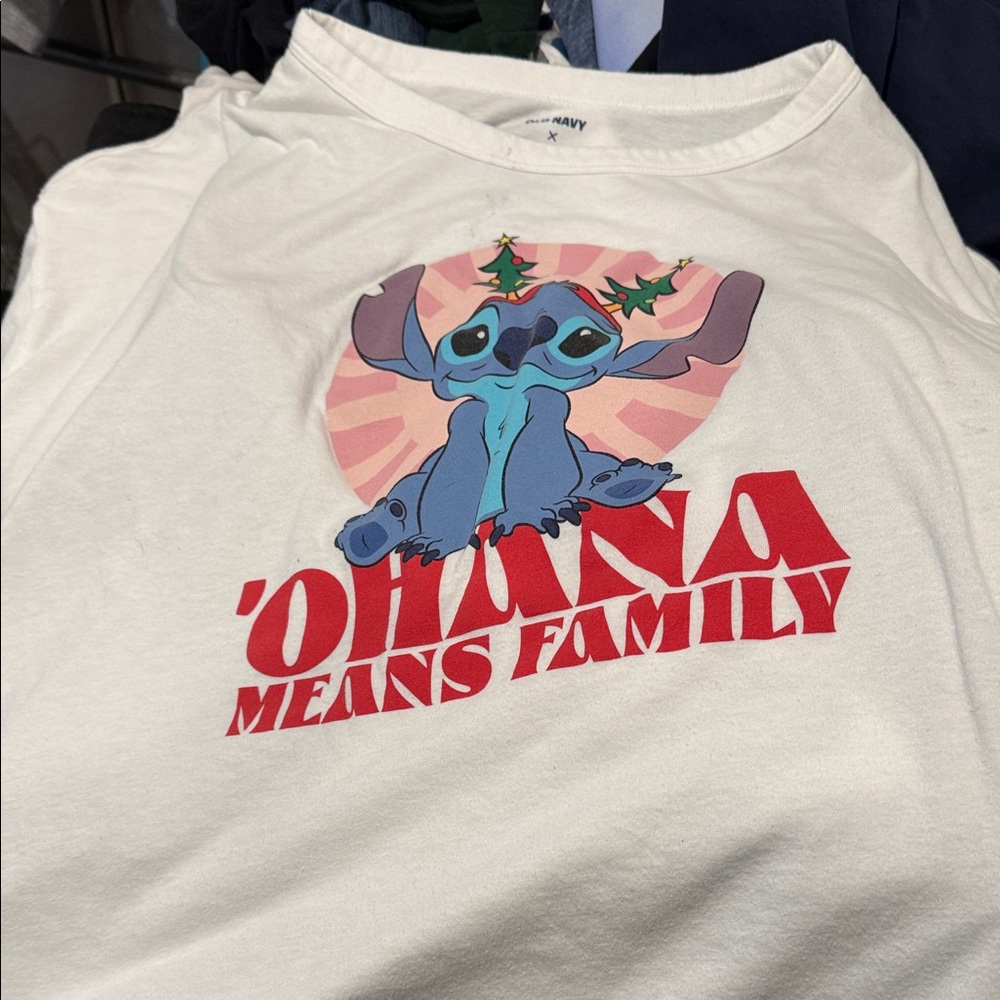Old Navy Kids 'Ohana Means Family' Cream Tee